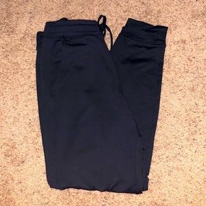 American Eagle black joggers size small